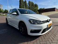 Wit Gebruikt 2015 VW Golf VII R-line Stationwagen | € 16.400 (Duur)