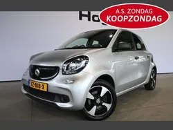 Grijs Gebruikt 2018 Smart ForFour Hatchback | € 7.240 (Eerlijke prijs)
