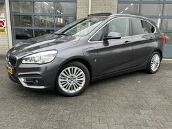 Grijs, metallic lak Gebruikt 2017 BMW 225 Active Tourer iPerformance MPV | € 18.450 (Eerlijke prijs)