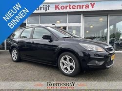 Zwart Gebruikt 2011 Ford Focus Stationwagen | € 5.750 (Eerlijke prijs)