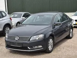 Grijs Gebruikt 2012 VW Passat Comfortline Sedan | € 3.250