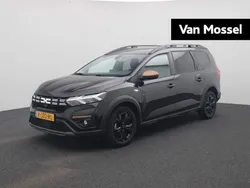 Zwart Gebruikt 2024 Dacia Jogger Extreme MPV | € 23.430 (Eerlijke prijs)