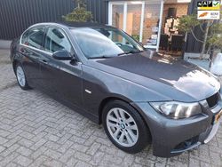 Grijs Gebruikt 2006 BMW 325 Executive Sedan | € 1.750