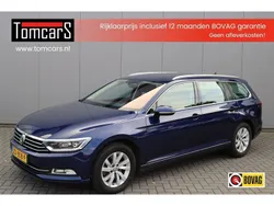 Blauw, metallic lak Gebruikt 2019 VW Passat Comfortline Stationwagen | € 18.750 (Eerlijke prijs)