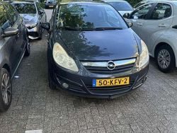 Grijs Gebruikt 2009 Opel Corsa Enjoy MPV | € 1.500 (Goede deal)