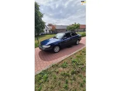 Blauw Gebruikt 1996 Saab 900 Hatchback | € 2.750
