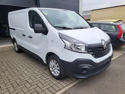 Wit Gebruikt 2017 Renault Trafic Van | € 8.950 (Iets duurder)