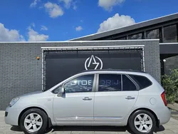 Grijs Gebruikt 2008 Kia Carens MPV | € 3.450 (Goede deal)