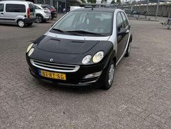 Gebruikt 2005 Smart ForFour Pure Hatchback | € 1.099 (Eerlijke prijs)