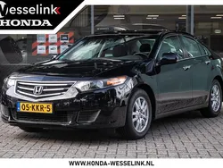 Zwart, metallic lak Gebruikt 2010 Honda Accord Comfort Sedan | € 6.950 (Goede deal)