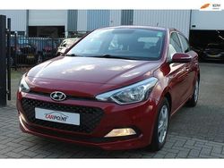 Rood Gebruikt 2016 Hyundai i20 Hatchback | € 12.895 (Eerlijke prijs)