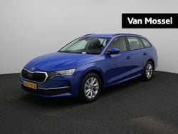 Blauw Nieuw 2025 Skoda Octavia Business Line Stationwagen | € 35.944 (Goede deal)