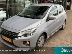 Grijs, metallic lak Gebruikt 2021 Mitsubishi Space Star Hatchback | € 10.900 (Eerlijke prijs)