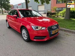 Rood Gebruikt 2013 Audi A3 Sportback Attraction Hatchback | € 7.750