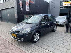 Grijs Gebruikt 2008 Renault Scénic II MPV | € 1.999 (Eerlijke prijs)
