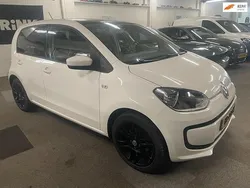 Wit Gebruikt 2016 VW up! move up! Hatchback | € 7.450 (Eerlijke prijs)