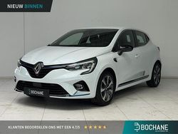 White quartz (teqny) Gebruikt 2021 Renault Clio V Hatchback | € 18.900 (Eerlijke prijs)