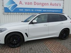 Wit Gebruikt 2019 BMW X5 M Sport SUV | € 57.995 (Eerlijke prijs)