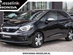 Zwart, metallic lak Gebruikt 2023 Honda Jazz Executive Hatchback | € 25.450 (Eerlijke prijs)