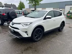 Wit Gebruikt 2016 Toyota RAV4 Hybrid Business Edition SUV | € 22.250 (Eerlijke prijs)