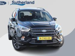 Zwart Gebruikt 2019 Ford Kuga Titanium SUV | € 17.900 (Eerlijke prijs)