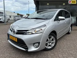 Grijs Gebruikt 2016 Toyota Verso MPV | € 13.995 (Goede deal)