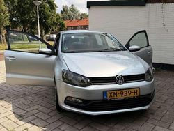 Grijs Gebruikt 2016 VW Polo Hatchback | € 5.500 (Goede deal)