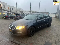 Grijs Gebruikt 2006 VW Passat Comfortline Sedan | € 2.349 (Goede deal)