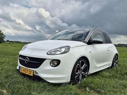 Wit Gebruikt 2017 Opel Adam S Hatchback | € 11.000 (Eerlijke prijs)