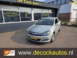 Grijs Gebruikt 2006 Opel Astra GTC Edition Hatchback | € 2.250 (Eerlijke prijs)