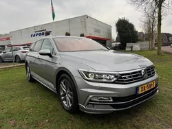 Grijs Gebruikt 2019 VW Passat Highline Stationwagen | € 17.900 (Eerlijke prijs)