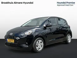 Zwart Gebruikt 2024 Hyundai i10 Comfort Hatchback | € 15.900 (Eerlijke prijs)