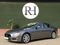 Grijs Gebruikt 2011 Maserati Quattroporte GT Sedan | € 32.940 (Duur)