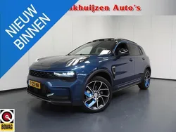 Blauw, metallic lak Gebruikt 2023 Lynk & Co 01 SUV | € 28.445 (Eerlijke prijs)