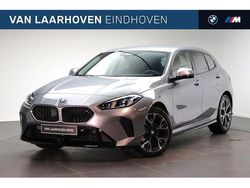 Skyscraper grey Nieuw 2025 BMW 120 M Sport Hatchback | € 47.427 (Super prijs)