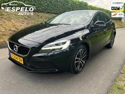 Zwart Gebruikt 2019 Volvo V40 Inscription Stationwagen | € 15.650 (Eerlijke prijs)