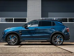 Blauw Gebruikt 2023 Lynk & Co 01 SUV | € 27.495 (Goede deal)