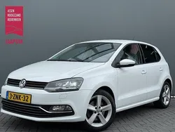 Wit Gebruikt 2015 VW Polo Highline Hatchback | € 10.899 (Eerlijke prijs)