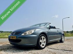 Grijs Gebruikt 2004 Peugeot 307 CC Cabriolet | € 1.499 (Iets duurder)
