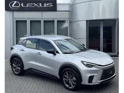 Grijs Gebruikt 2025 Lexus LBX SUV | € 37.400 (Goede deal)