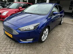 Blauw Gebruikt 2015 Ford Focus Titanium Hatchback | € 12.500 (Eerlijke prijs)