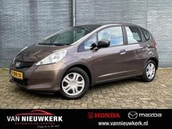 Bruin Gebruikt 2015 Honda Jazz Trend Hatchback | € 9.900 (Eerlijke prijs)
