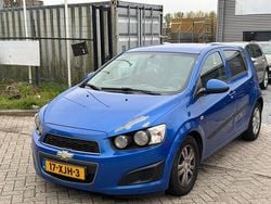 Blauw Gebruikt 2012 Chevrolet Aveo LT Hatchback | € 1.350 (Eerlijke prijs)