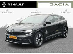 Zwart metallic Gebruikt 2024 Renault Mégane Evolution Hatchback | € 27.950 (Eerlijke prijs)