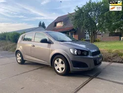 Grijs Gebruikt 2011 Chevrolet Aveo LS Hatchback | € 3.990 (Iets duurder)