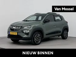 Groen Gebruikt 2023 Dacia Spring Essentiel Hatchback | € 12.440 (Eerlijke prijs)