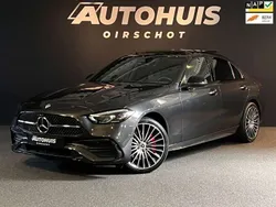 Grijs, metallic lak Gebruikt 2023 Mercedes C300e AMG line Sedan | € 53.940 (Eerlijke prijs)