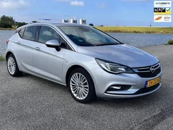 Grijs Gebruikt 2019 Opel Astra Business Hatchback | € 10.950 (Eerlijke prijs)
