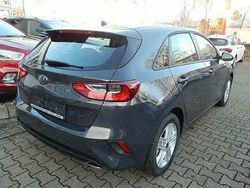 Grijs Gebruikt 2020 Kia Ceed 2 SUV | € 16.290 (Duur)