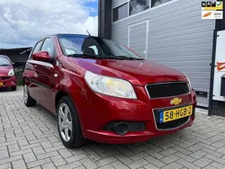 Rood Gebruikt 2008 Chevrolet Aveo LS Hatchback | € 2.450 (Eerlijke prijs)